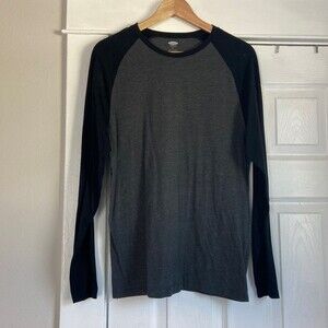 Old navy baseball t shirt grey and black 3/4 sleeve mens size medium